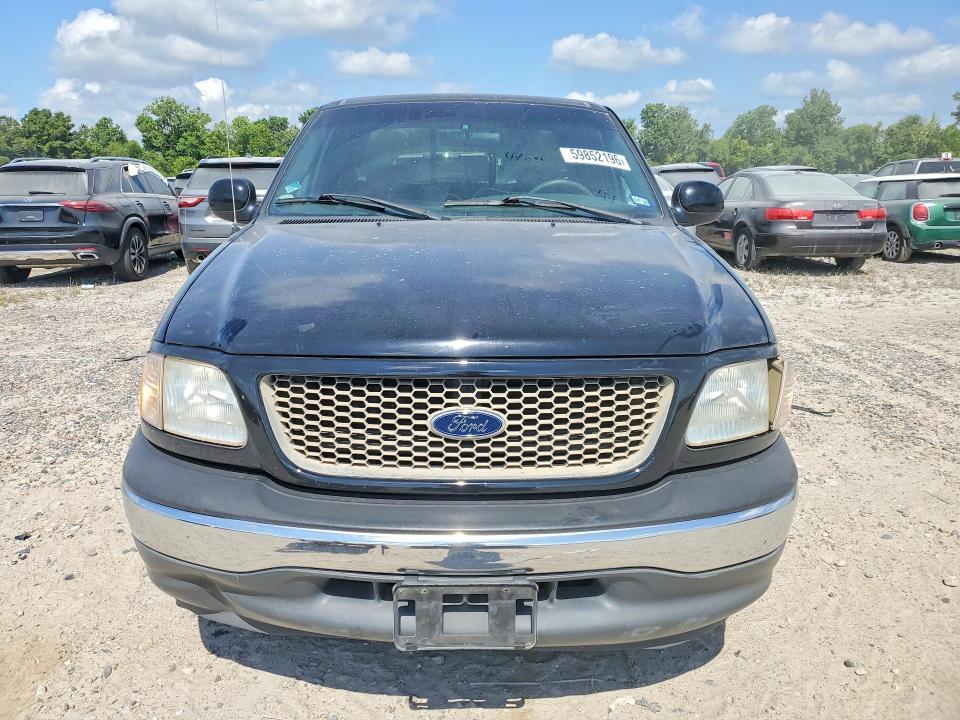 59852196 :رقم المزاد ، 1FTRX17L11NA81538 vin ، 2001 Ford F150 مزاد بيع