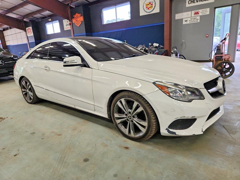 Продажа на аукционе авто 2016 Mercedes-benz E, vin: WDDKJ6HB2GF331397, номер лота: 62972756