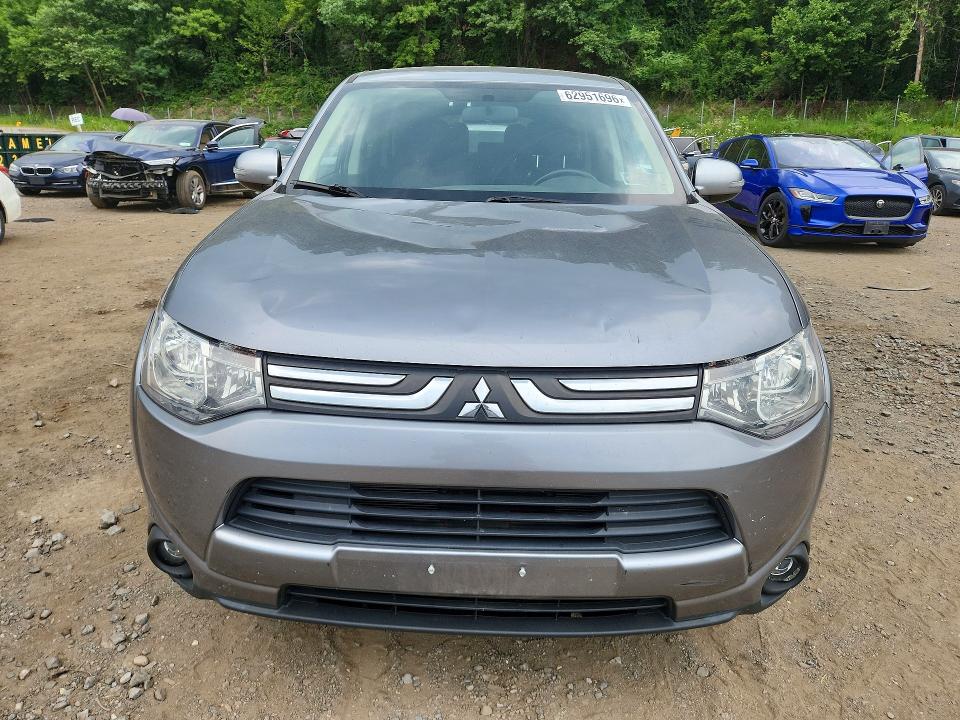Продажа на аукционе авто 2014 Mitsubishi Outlander, vin: JA4AZ3A32EZ003287, номер лота: 62951696