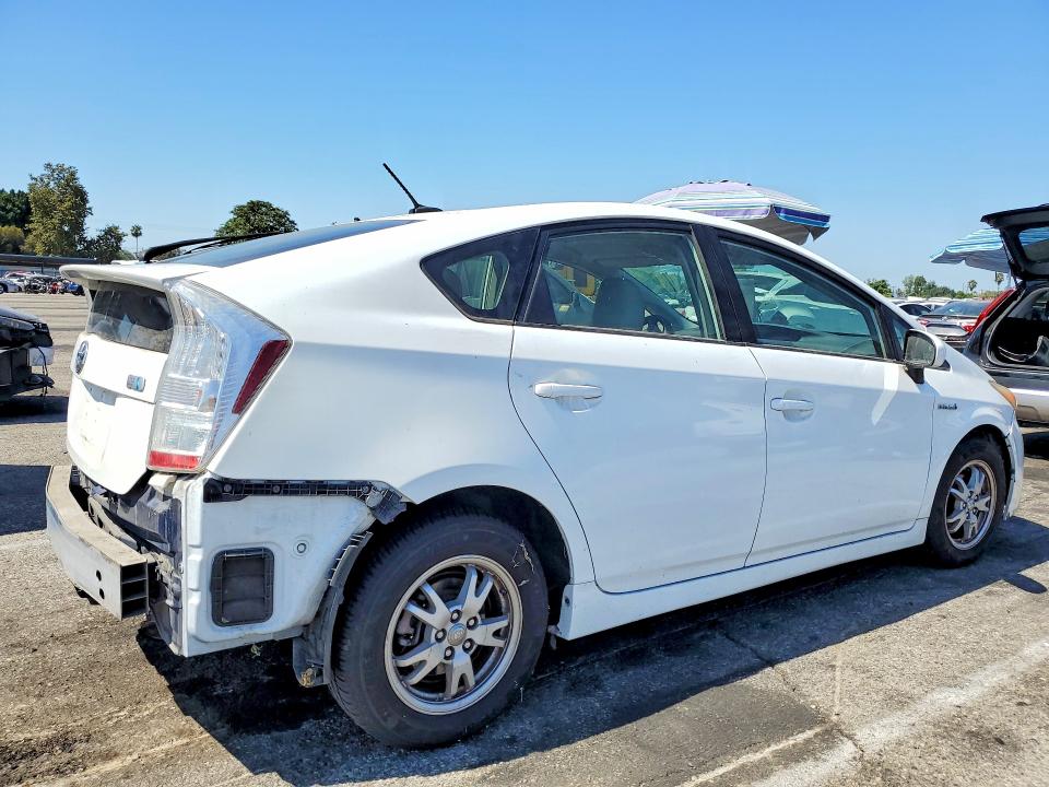 61017066 :رقم المزاد ، JTDKN3DU5A0019783 vin ، 2010 Toyota Prius مزاد بيع