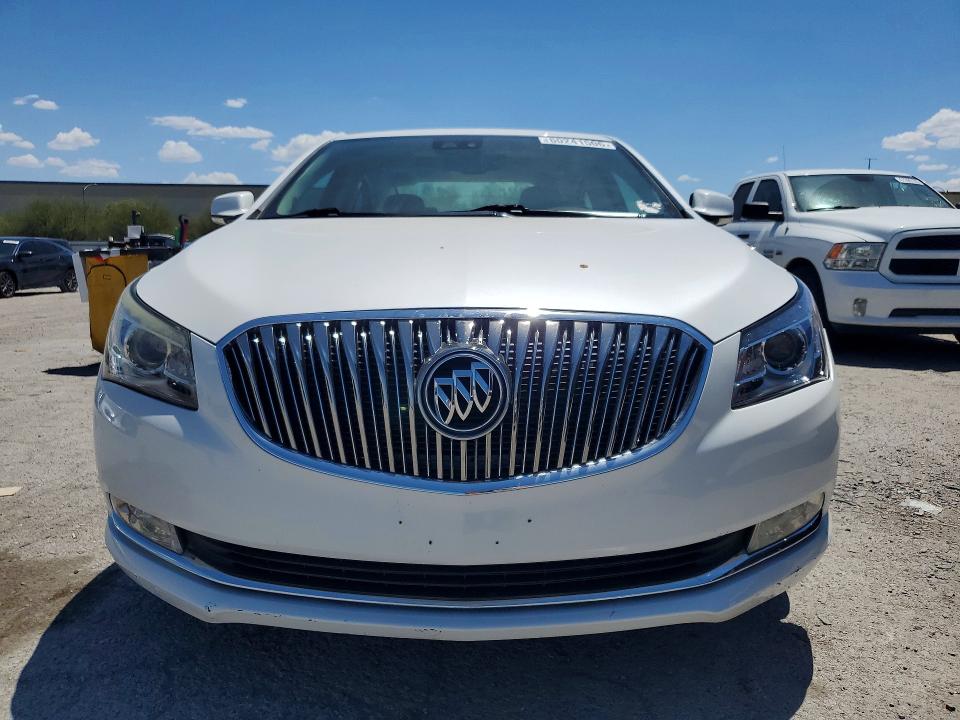 60241506 :رقم المزاد ، 1G4GD5G32FF135451 vin ، 2015 Buick Lacrosse مزاد بيع