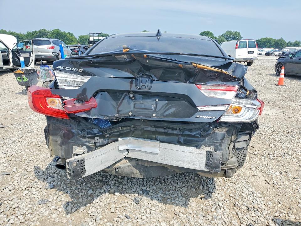 61556526 :رقم المزاد ، 1HGCV1F33KA016276 vin ، 2019 Honda Accord مزاد بيع