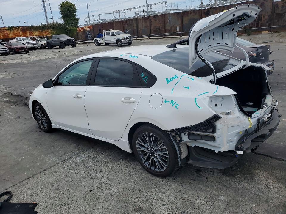 60632566 :رقم المزاد ، 3KPF54AD6PE599623 vin ، 2023 Kia Forte مزاد بيع