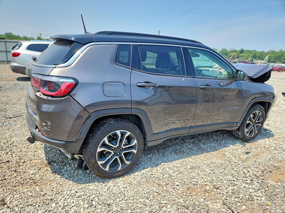 61722066 :رقم المزاد ، 3C4NJDCB3NT204583 vin ، 2022 Jeep Compass مزاد بيع