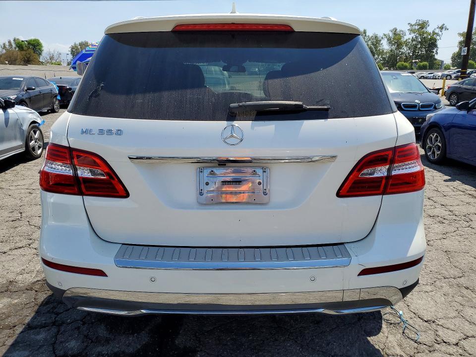 Продажа на аукционе авто 2013 Mercedes-benz Ml, vin: 4JGDA5JB8DA100774, номер лота: 61226266