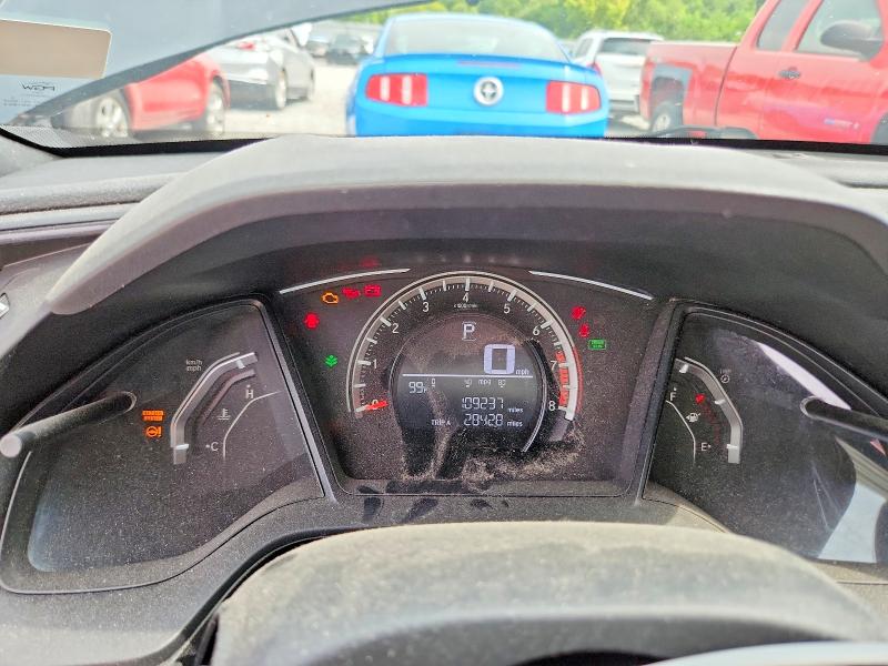 60891356 :رقم المزاد ، 2HGFC4B02JH302216 vin ، 2018 Honda Civic مزاد بيع