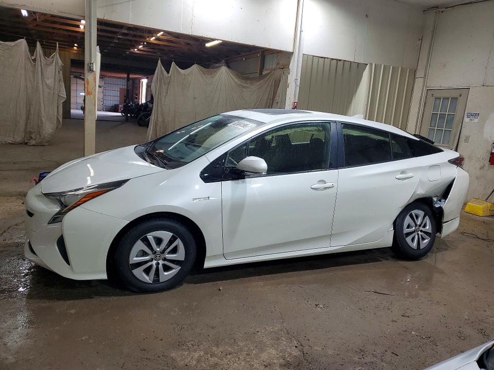 Auction sale of the 2016 Toyota Prius, vin: JTDKARFU8G3513848, lot number: 62934196