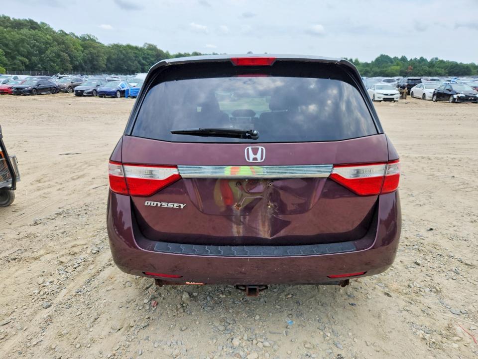 62660076 :رقم المزاد ، 5FNRL5H68BB041274 vin ، 2011 Honda Odyssey مزاد بيع