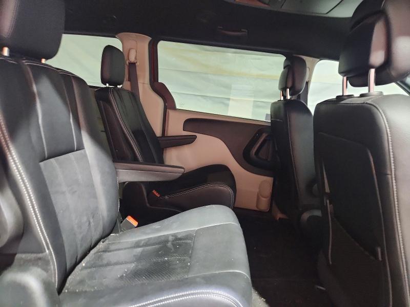 60751636 :رقم المزاد ، 2C4RDGCG1JR191660 vin ، 2018 Dodge Grand Caravan مزاد بيع