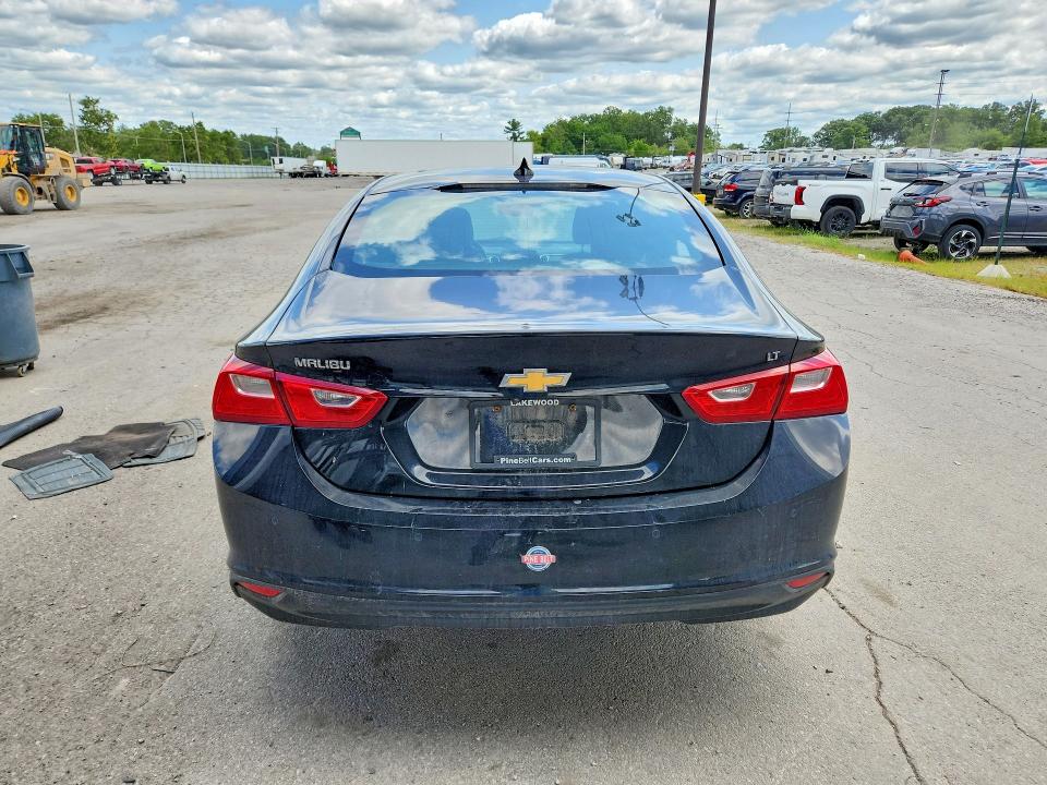 Продажа на аукционе авто 2017 Chevrolet Malibu, vin: 1G1ZE5ST8HF248981, номер лота: 62143126