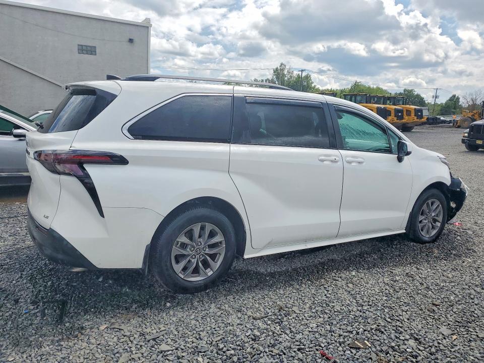 Продажа на аукционе авто 2025 Toyota Sienna, vin: 5TDBRKEC0SS285778, номер лота: 62095086