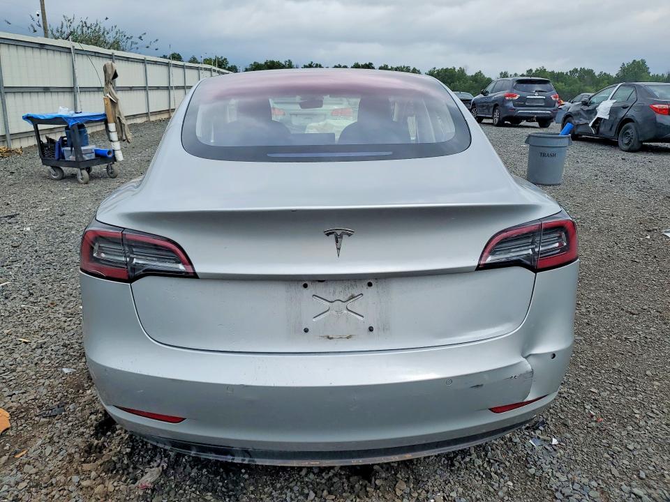 2018 Tesla Model 3 მანქანა იყიდება აუქციონზე, vin: 5YJ3E1EA7JF007956, აუქციონის ნომერი: 61773736