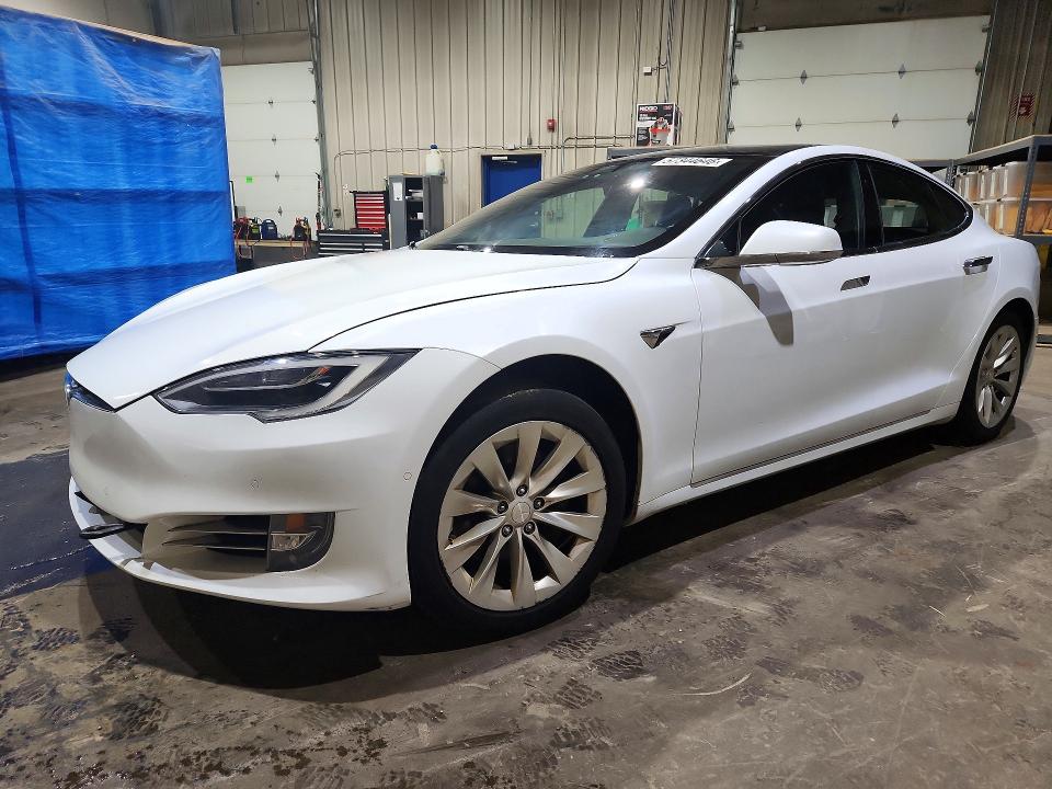 Auction sale of the 2017 Tesla Model S, vin: 5YJSA1E26HF217023, lot number: 57344646