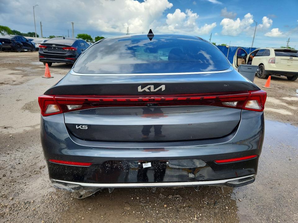62206426 :رقم المزاد ، 5XXG14J22PG226570 vin ، 2023 Kia K5 مزاد بيع