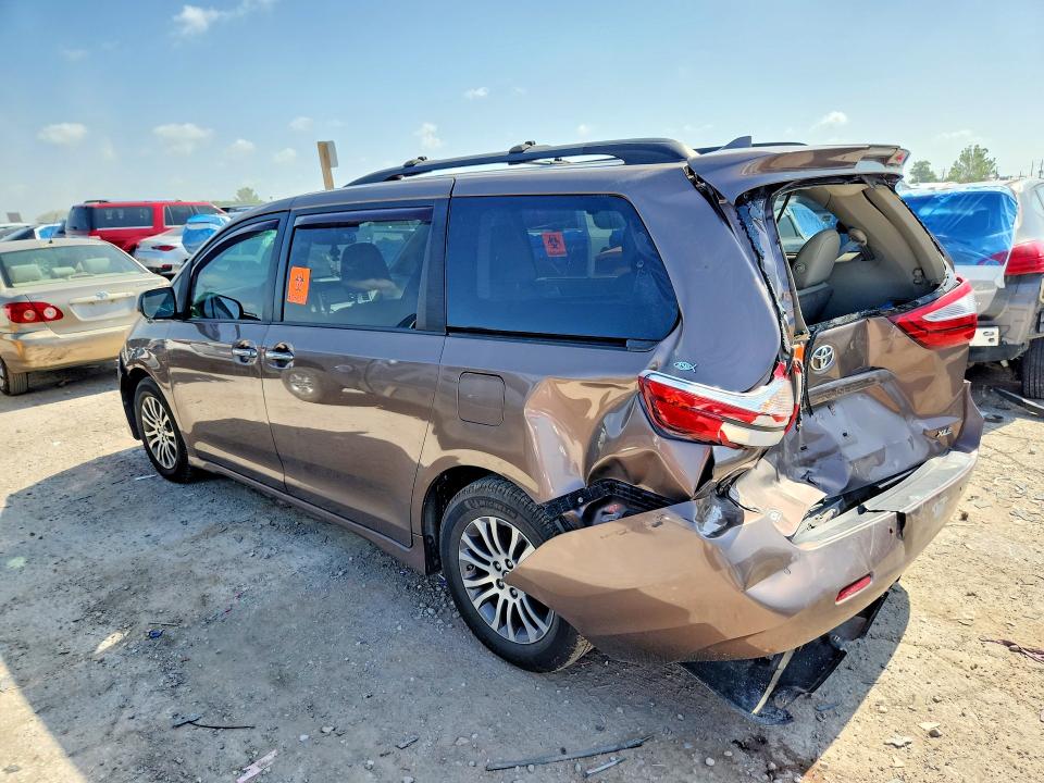 2018 Toyota Sienna მანქანა იყიდება აუქციონზე, vin: 5TDYZ3DC4JS903524, აუქციონის ნომერი: 59051406