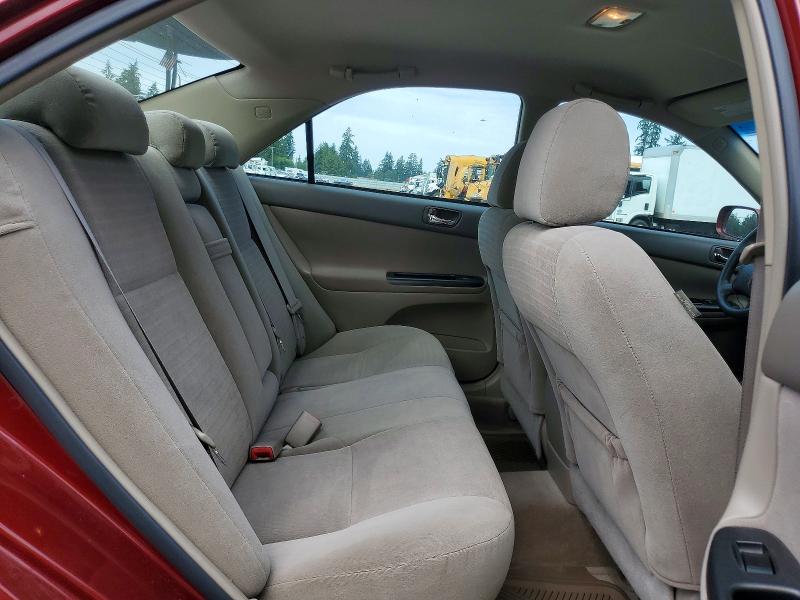 61574646 :رقم المزاد ، 4T1BF30K16U116900 vin ، 2006 Toyota Camry مزاد بيع