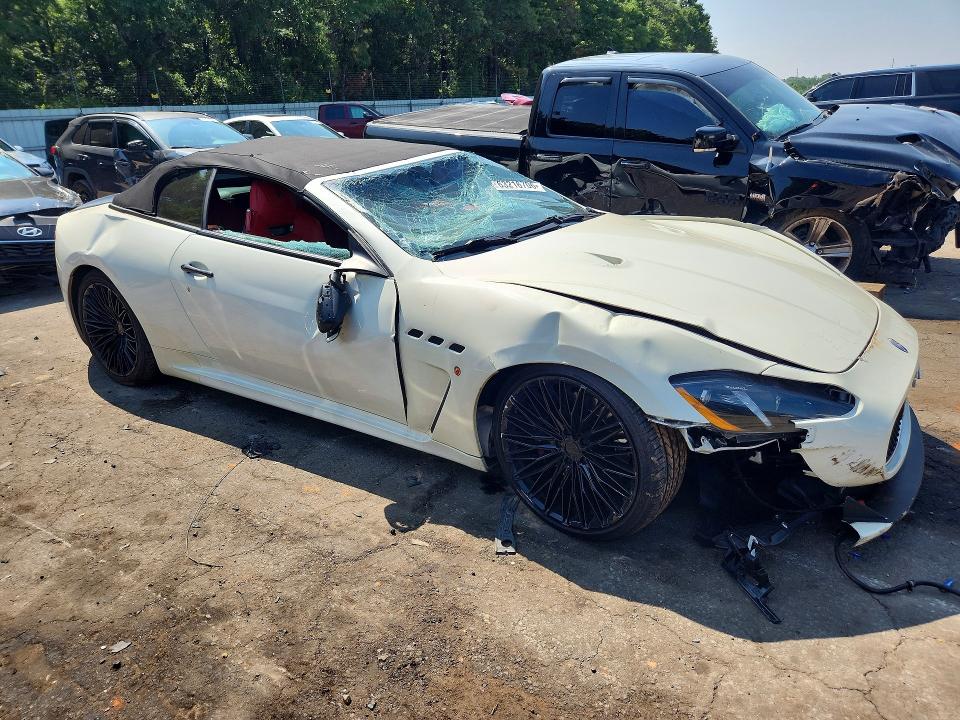 2013 Maserati Granturismo მანქანა იყიდება აუქციონზე, vin: ZAM45VMA5D0076043, აუქციონის ნომერი: 63216706