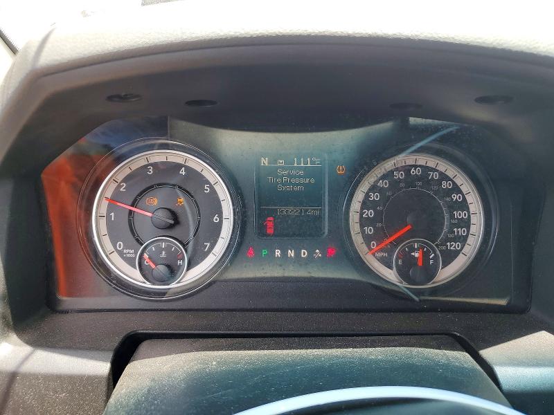 62631586 :رقم المزاد ، 1C6RR7GG1JS315928 vin ، 2018 Ram 1500 مزاد بيع
