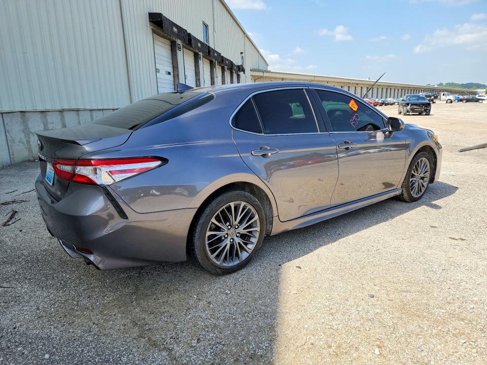 2020 Toyota Camry მანქანა იყიდება აუქციონზე, vin: 4T1G11AK8LU884103, აუქციონის ნომერი: 59580186