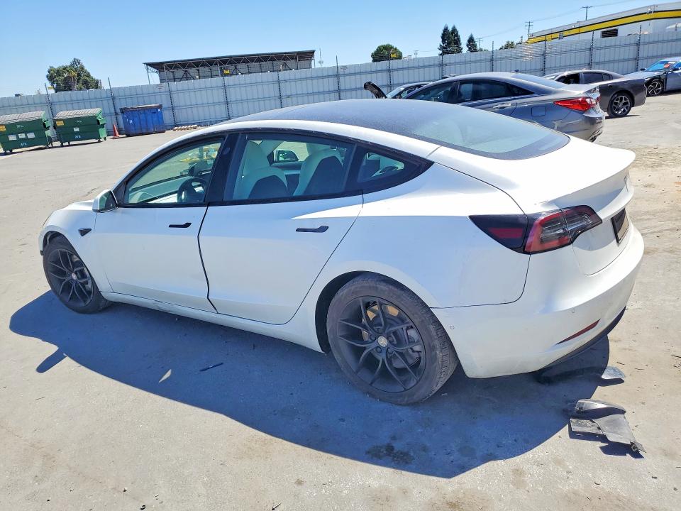 60695416 :رقم المزاد ، 5YJ3E1EA9MF995147 vin ، 2021 Tesla Model 3 مزاد بيع