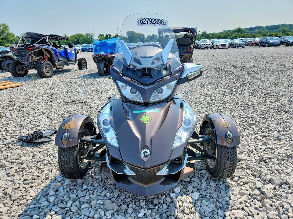 62792896 :رقم المزاد ، 2BXJBRC13CV001670 vin ، 2012 Can-am Spyder Roadster مزاد بيع