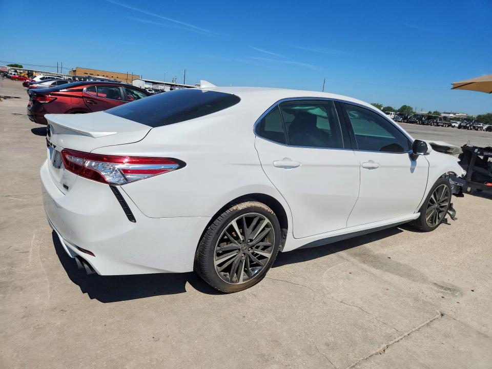 Продаж на аукціоні авто 2020 Toyota Camry, vin: 4T1K61AKXLU935628, номер лоту: 62804826