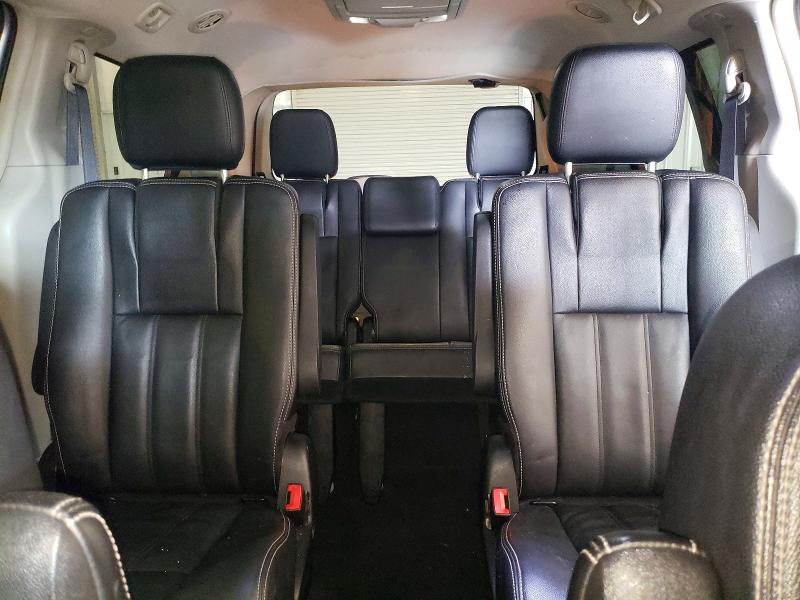 60091896 :رقم المزاد ، 2C4RC1BG1FR636701 vin ، 2015 Chrysler Town & Country مزاد بيع