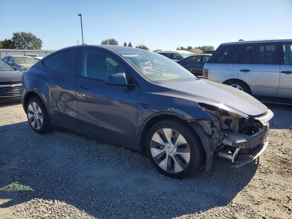 60227136 :رقم المزاد ، 7SAYGDEE8PF966878 vin ، 2023 Tesla Model Y مزاد بيع