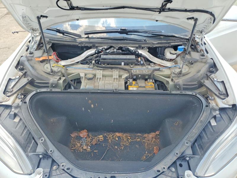 60760436 :رقم المزاد ، 5YJSA1E40KF330376 vin ، 2019 Tesla Model S مزاد بيع