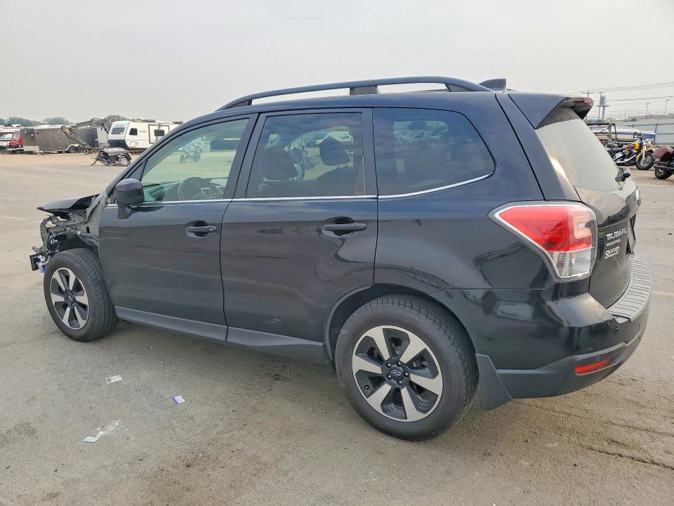 61852136 :رقم المزاد ، JF2SJARC6JH501360 vin ، 2018 Subaru Forester مزاد بيع
