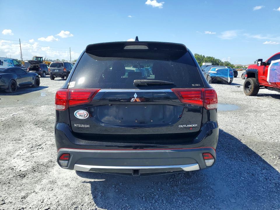 Продаж на аукціоні авто 2017 Mitsubishi Outlander, vin: JA4AZ3A35HZ065447, номер лоту: 62343506