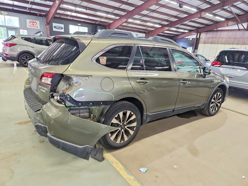 62502166 :رقم المزاد ، 4S4BSANC9F3287112 vin ، 2015 Subaru Outback مزاد بيع