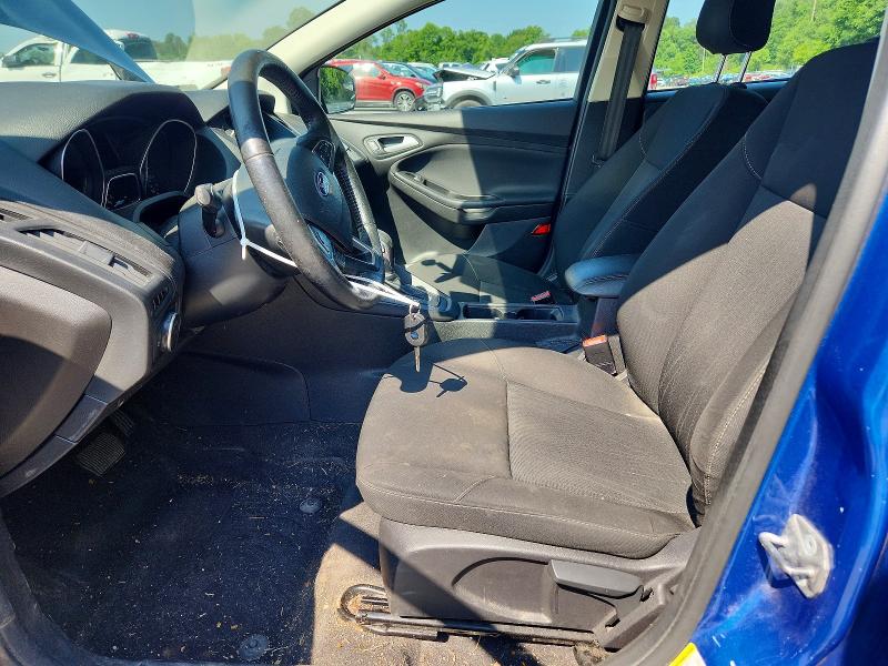 61078676 :رقم المزاد ، 1FADP3F28JL233847 vin ، 2018 Ford Focus مزاد بيع