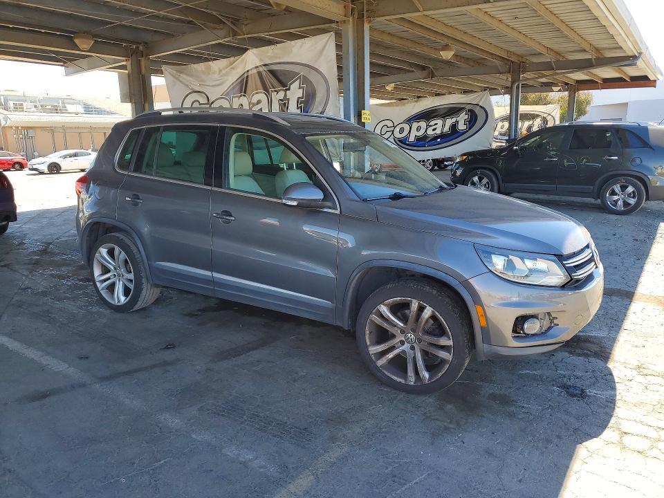 2013 Volkswagen Tiguan მანქანა იყიდება აუქციონზე, vin: WVGAV3AX4DW616558, აუქციონის ნომერი: 62268296