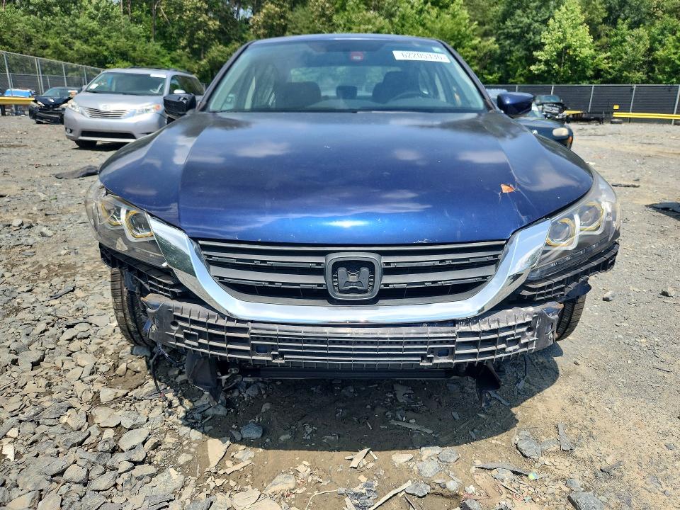 2015 Honda Accord მანქანა იყიდება აუქციონზე, vin: 1HGCR2F5XFA075844, აუქციონის ნომერი: 62205336