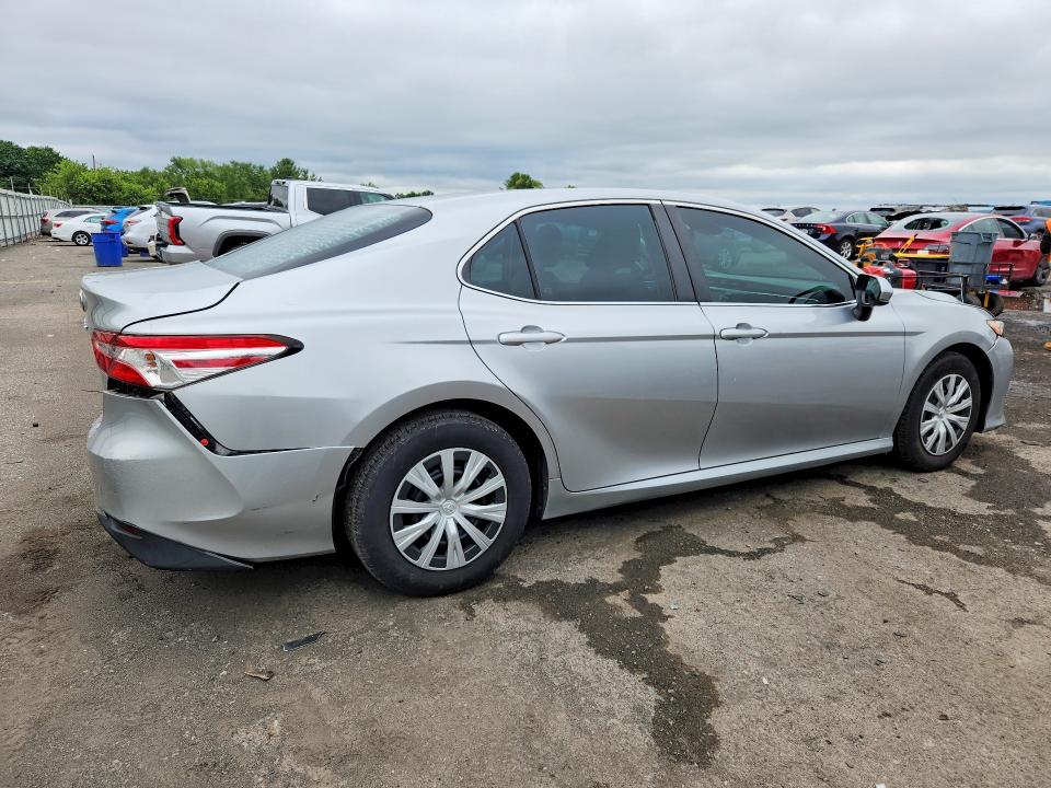 2018 Toyota Camry მანქანა იყიდება აუქციონზე, vin: 4T1B11HK5JU546283, აუქციონის ნომერი: 60258316