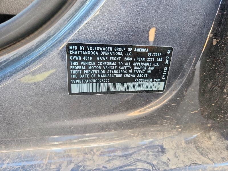 60990066 :رقم المزاد ، 1VWBT7A37HC075772 vin ، 2017 Volkswagen Passat مزاد بيع