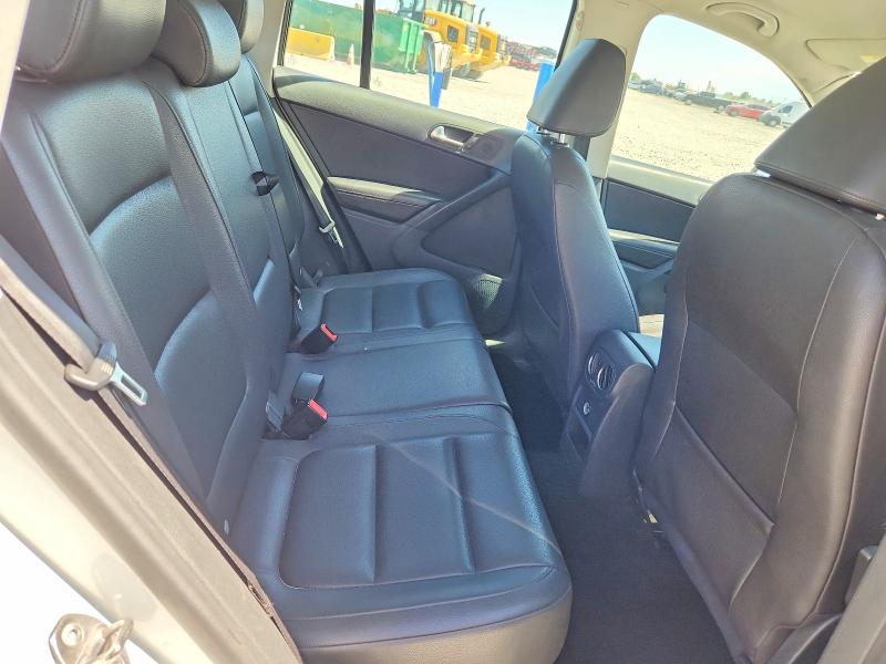 Продаж на аукціоні авто 2016 Volkswagen Tiguan, vin: WVGBV7AX3GW559561, номер лоту: 61135856