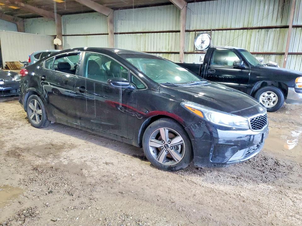 2018 Kia Forte მანქანა იყიდება აუქციონზე, vin: 3KPFL4A76JE226394, აუქციონის ნომერი: 60933016