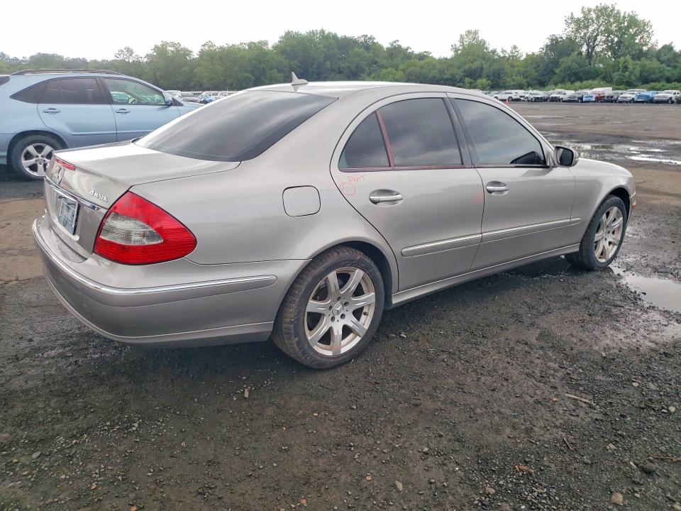 Продажа на аукционе авто 2008 Mercedes-benz E, vin: WDBUF87X38B214271, номер лота: 61693206