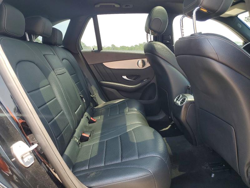 63054766 :رقم المزاد ، W1N0G8DB5MV296334 vin ، 2021 Mercedes-benz Glc مزاد بيع