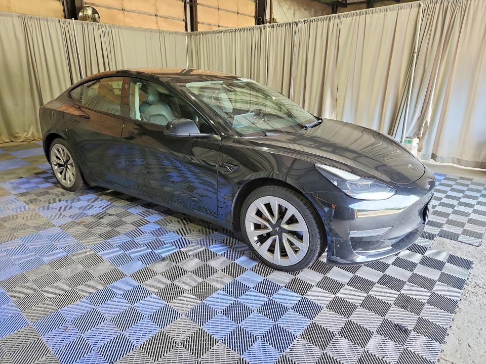 62549216 :رقم المزاد ، 5YJ3E1EA9NF289281 vin ، 2022 Tesla Model 3 مزاد بيع