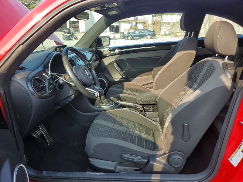 Продаж на аукціоні авто 2015 Volkswagen Beetle, vin: 3VWVT7AT2FM646240, номер лоту: 61285146