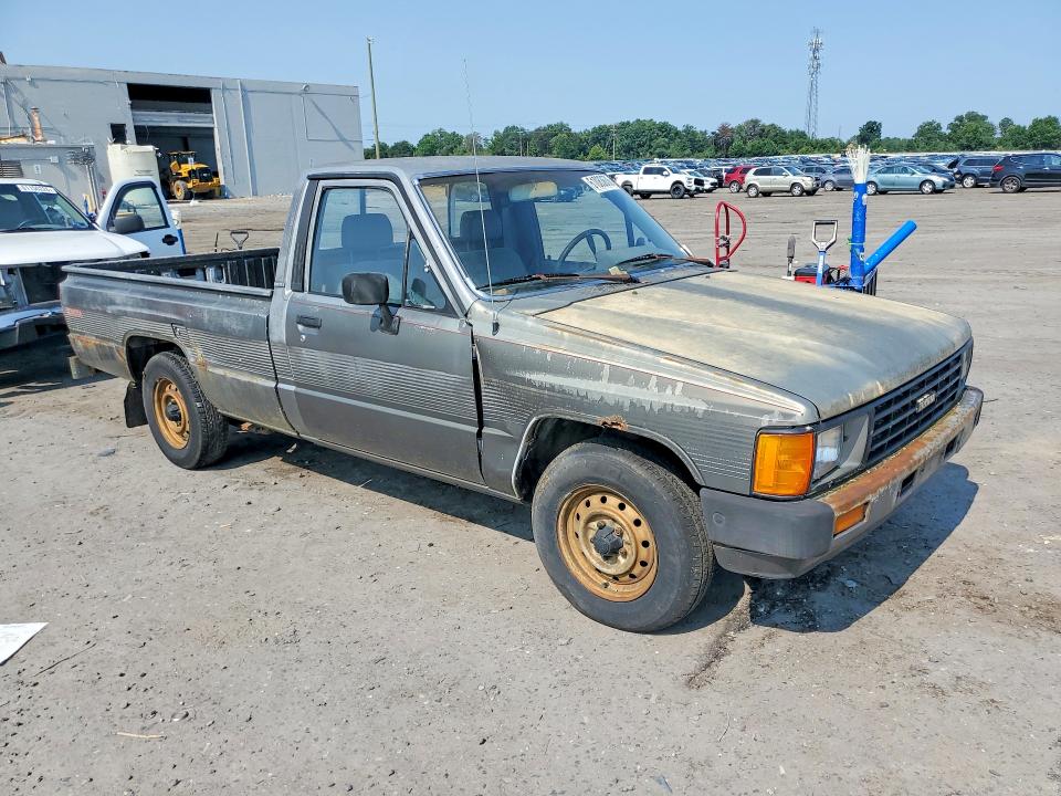 1986 Toyota Pickup მანქანა იყიდება აუქციონზე, vin: JT4RN55DXG0200749, აუქციონის ნომერი: 61083676