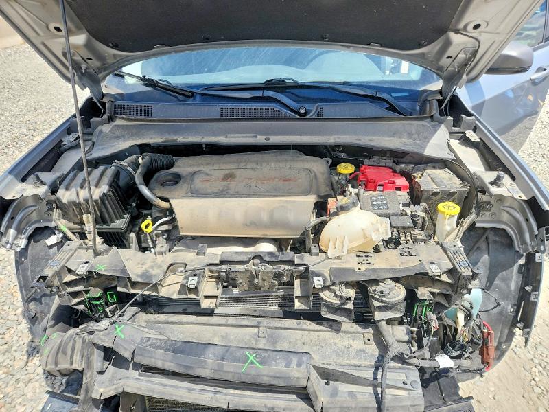 62303796 :رقم المزاد ، 3C4NJDDB2KT790395 vin ، 2019 Jeep Compass مزاد بيع