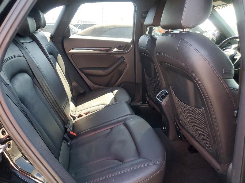 2018 Audi Q3 მანქანა იყიდება აუქციონზე, vin: WA1BCCFS6JR014910, აუქციონის ნომერი: 61774426