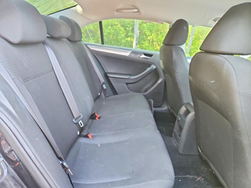 60108436 :رقم المزاد ، 3VW267AJ2GM324742 vin ، 2016 Volkswagen Jetta مزاد بيع