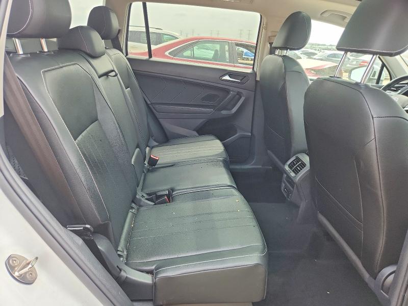 Продажа на аукционе авто 2022 Volkswagen Tiguan, vin: 3VV2B7AX3NM048377, номер лота: 59990136