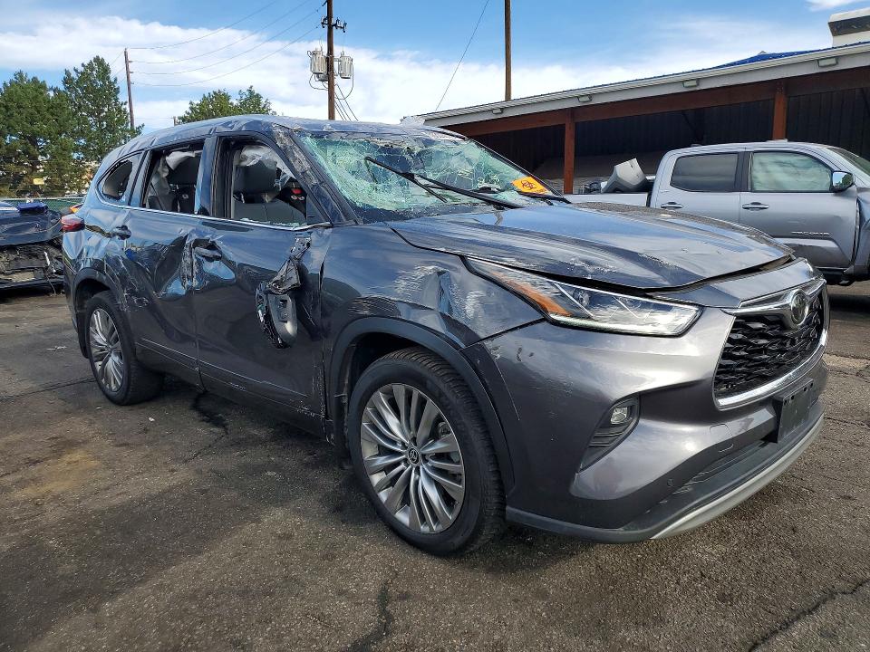 Продаж на аукціоні авто 2021 Toyota Highlander, vin: 5TDFZRBH6MS069110, номер лоту: 60320816