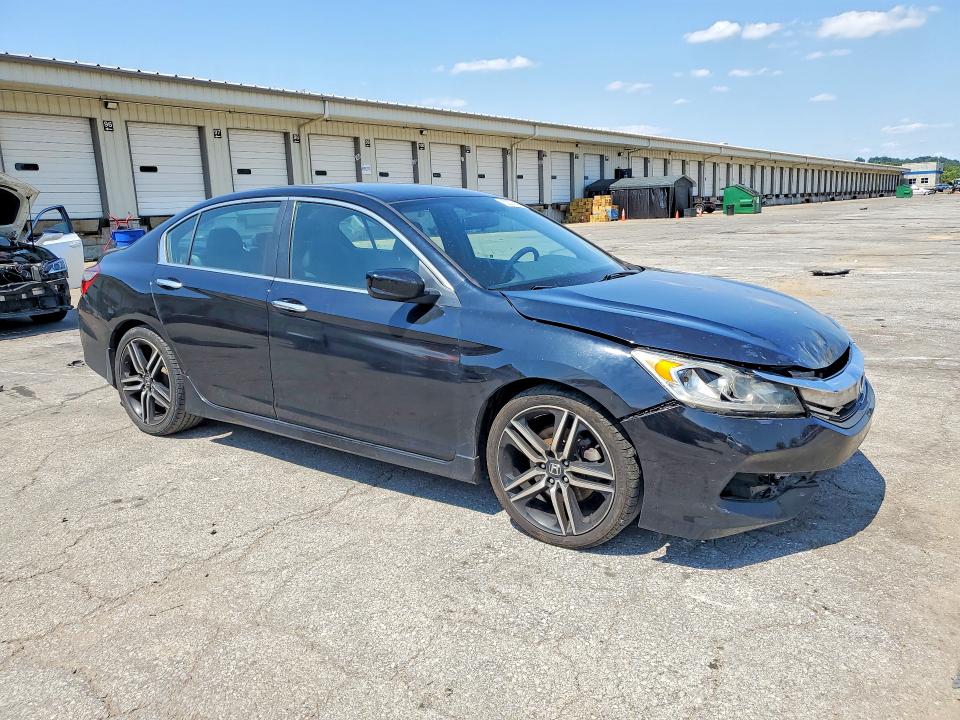 62075016 :رقم المزاد ، 1HGCR2F55HA246972 vin ، 2017 Honda Accord مزاد بيع